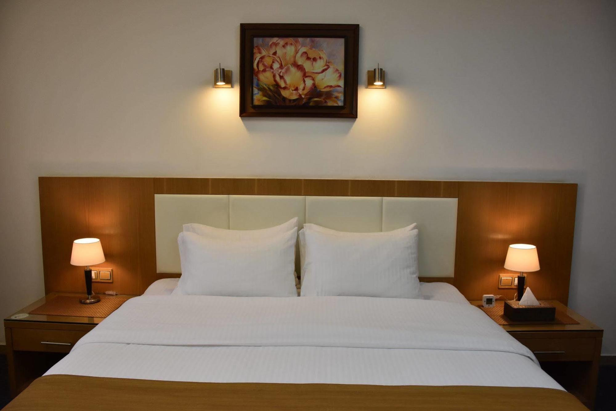 Hayali Suites Hotel Erbil Exterior photo