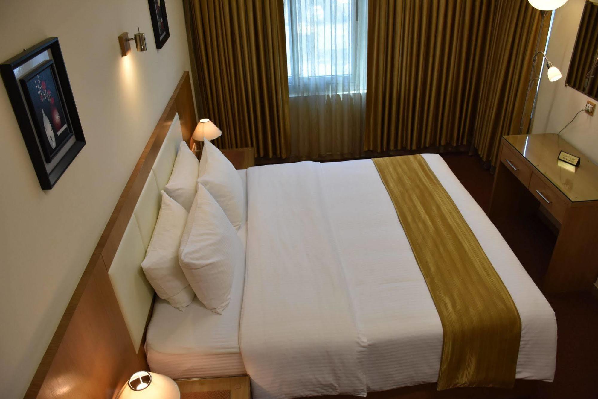 Hayali Suites Hotel Erbil Exterior photo